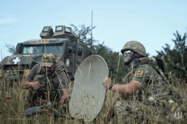 Супутниковий інтернет для ЗСУ: чому Україна досі залежить від Starlink, попри наявність альтернатив