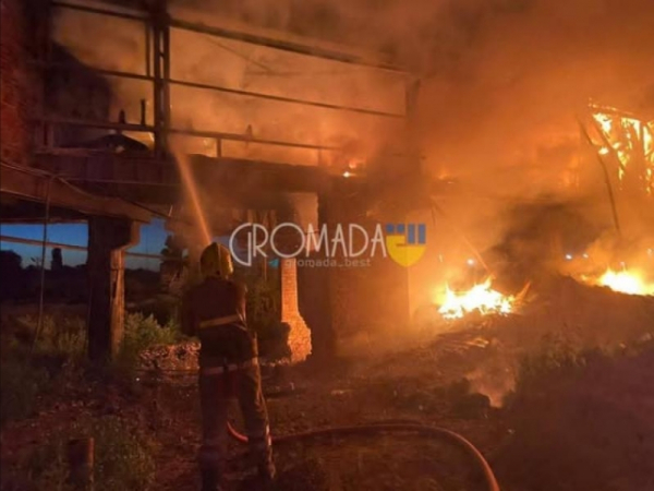 Пожежа на Глобинському цукровому заводі: ситуація під контролем