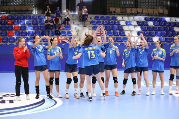 Украинские юниорки одержали драматическую победу над Израилем на Чемпионате EHF U-17