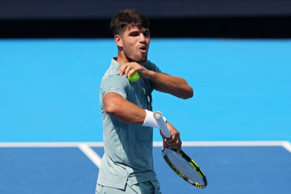 Карлос Алькарас успішно стартував на ATP 1000 в Цинциннаті: перемога над Даміром Джумхуром у трьох сетах