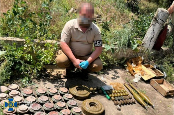 СБУ и Нацполиция задержали 15 преступников, пытавшихся наладить незаконную продажу «трофейного» оружия в Украине