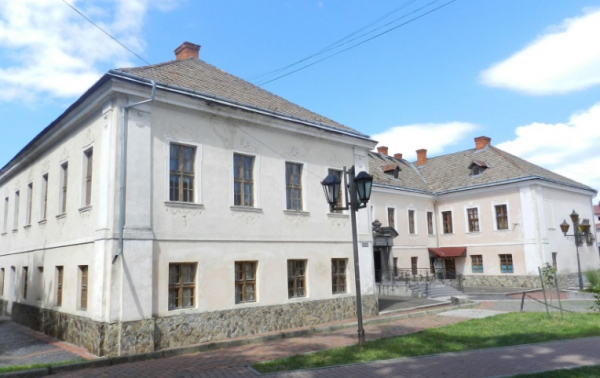Моніка Кроулі: Таємнича фігура, що зачарувала Путіна та привернула увагу громадськості