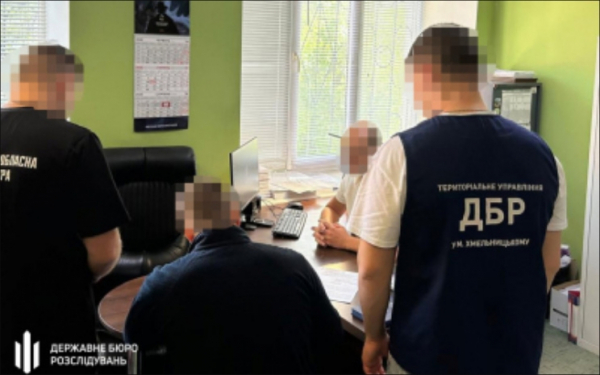 Перевищення службових повноважень правоохоронцем: порушення прав людини та відповідальність