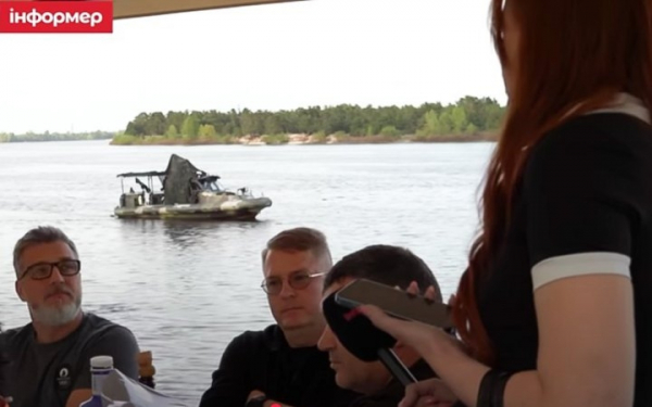 Чиновники Киева в День жалобы: что скрывает вечеря на дамбе Днепровской станции водозабора?