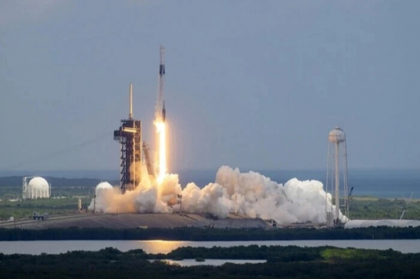 Італія та SpaceX: Підписано угоду про наукові експерименти на Марсі