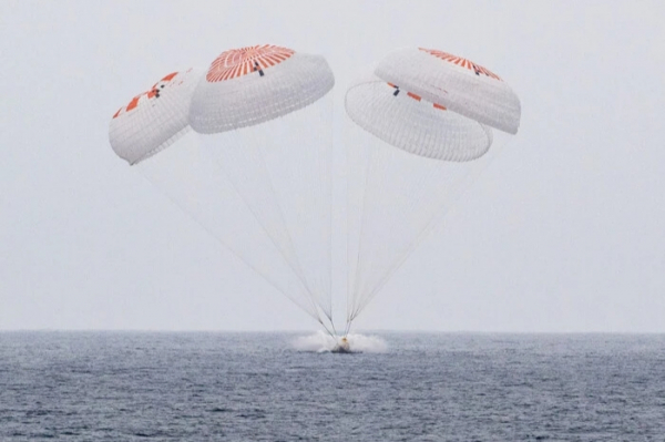 Возвращение Crew-10: успешная миссия SpaceX и достижения астронавтов